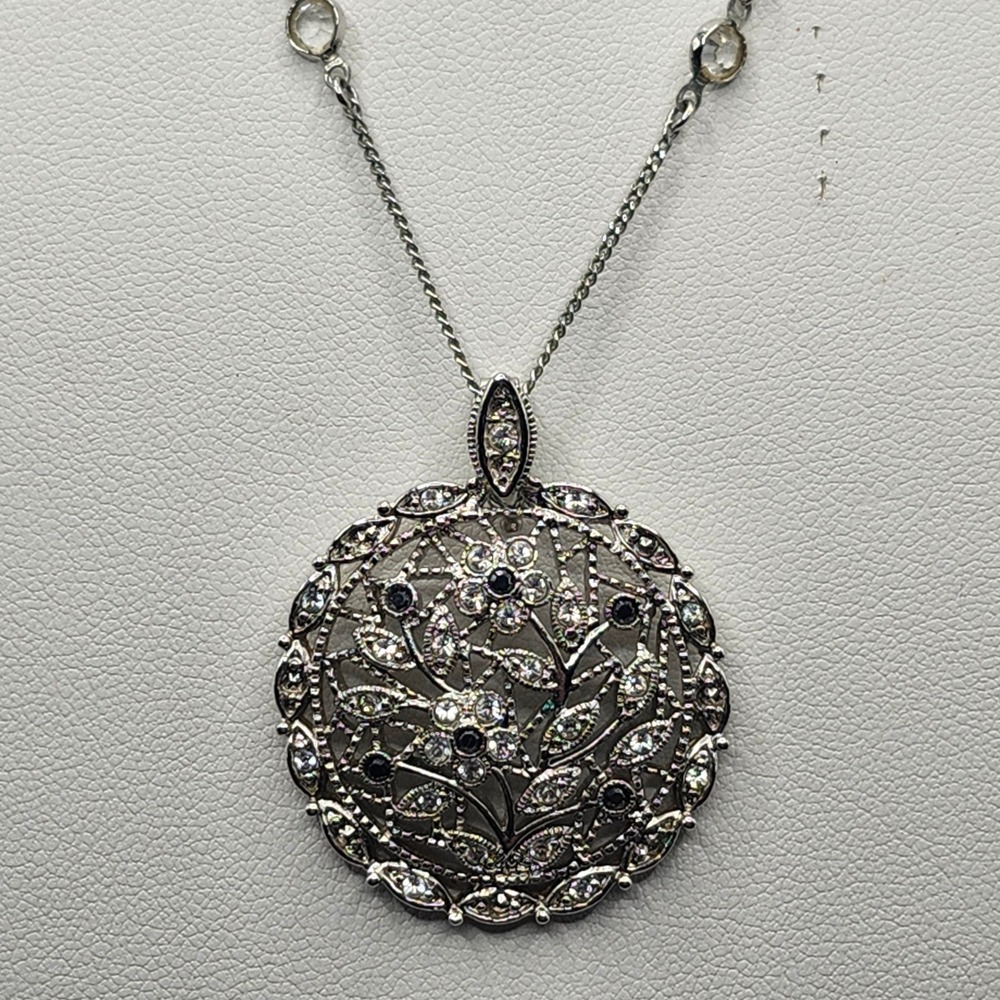 Silver Tone Floral Filigree Round Pendant Necklace Rhinestone Accents